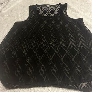 Ladies cover tank, Studio Y, Size Large, black